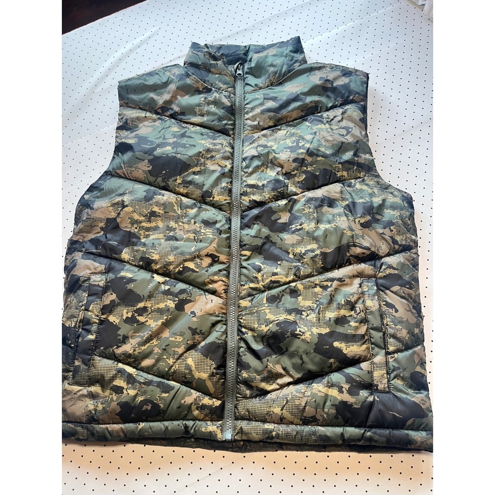 Boys Camo Fall Puffer Vest XL 18/20 Husky Green Digital Camouflage Full Zip